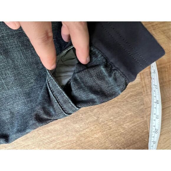 a.n.a. Size small maternity black denim capris - Picture 3 of 6